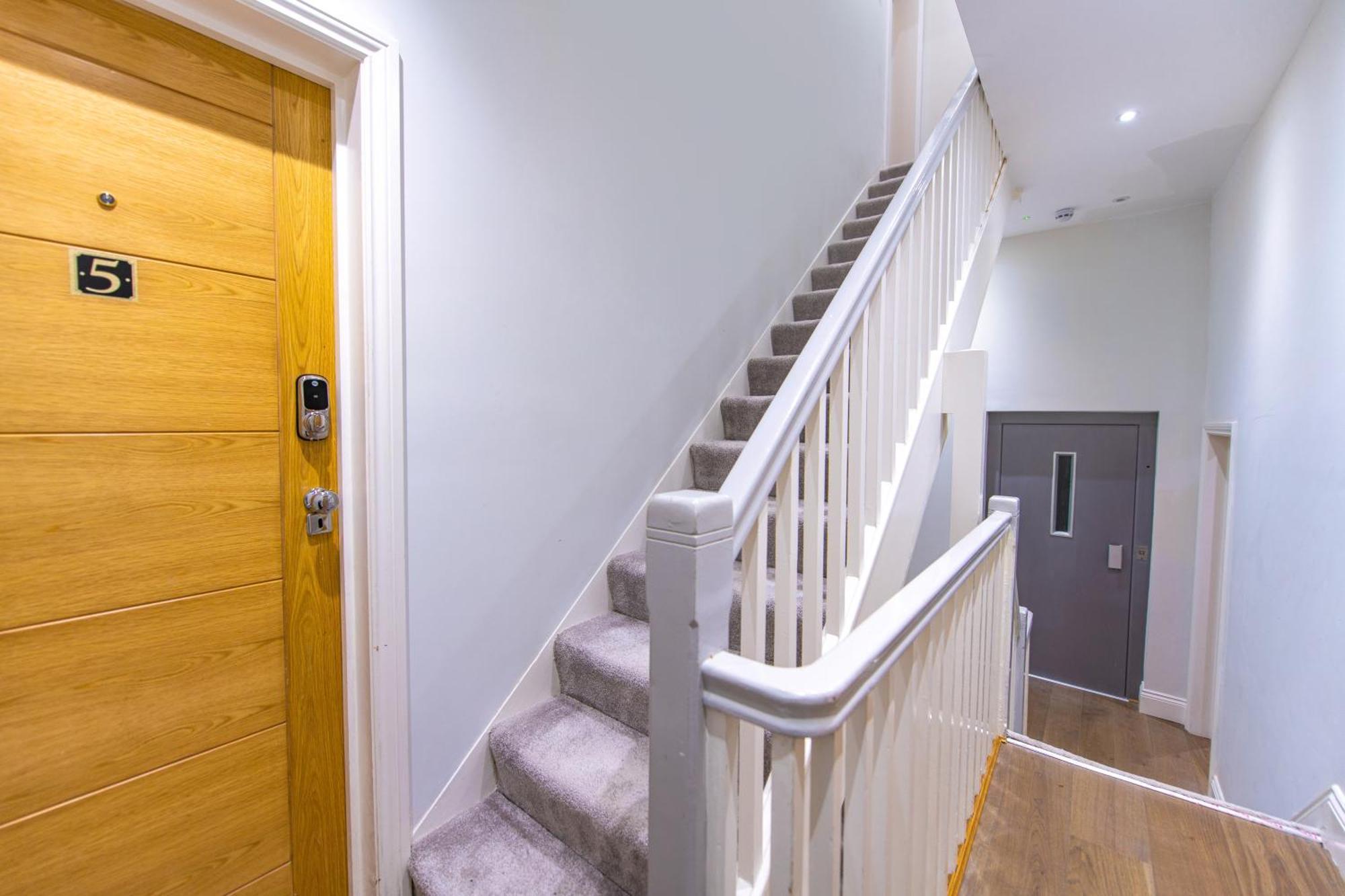 Ealing Residency * Londra